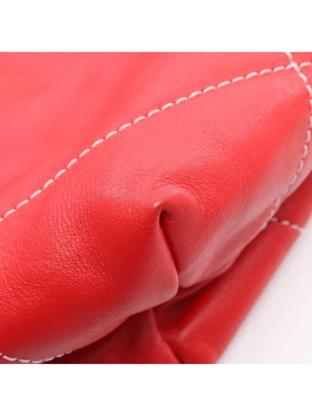 Chanel Shoulder Bag Quilted Chanel 22 Small Red Leather Chanel 22 Chain